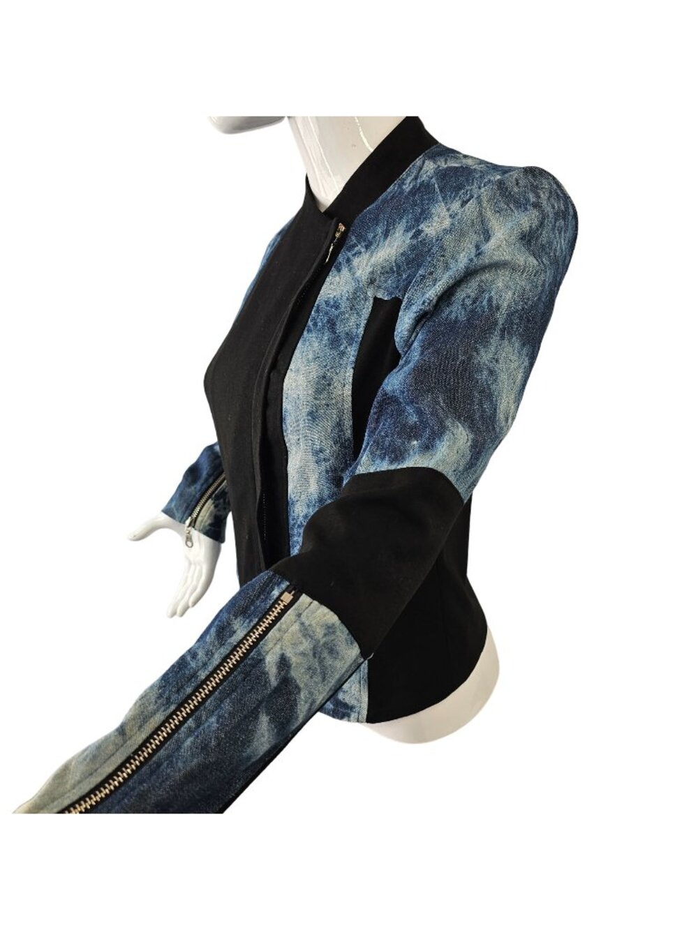 NIKIBIKI Womens M Blue Black Denim Knit Moto Jacket Double Zip Fitted Cropped